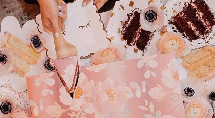 Tarte Aspyn Ovard Eye & Cheek Palette: Sự kết hợp ngọt ngào nhân Ngày